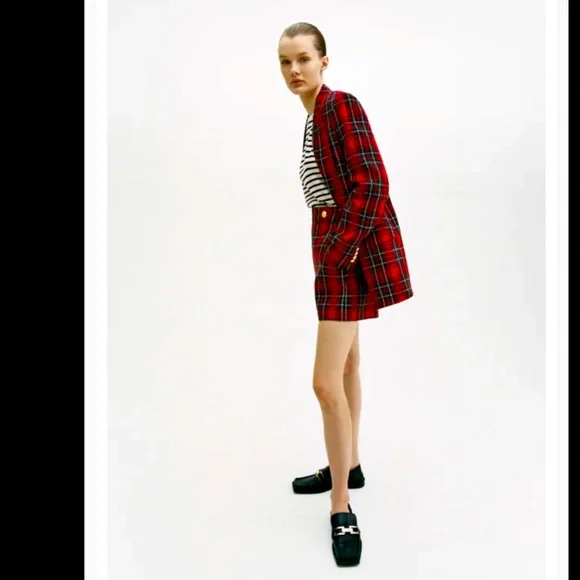 Zara Red Plaid Wool Blend Gold metallic Buttoned Shorts
